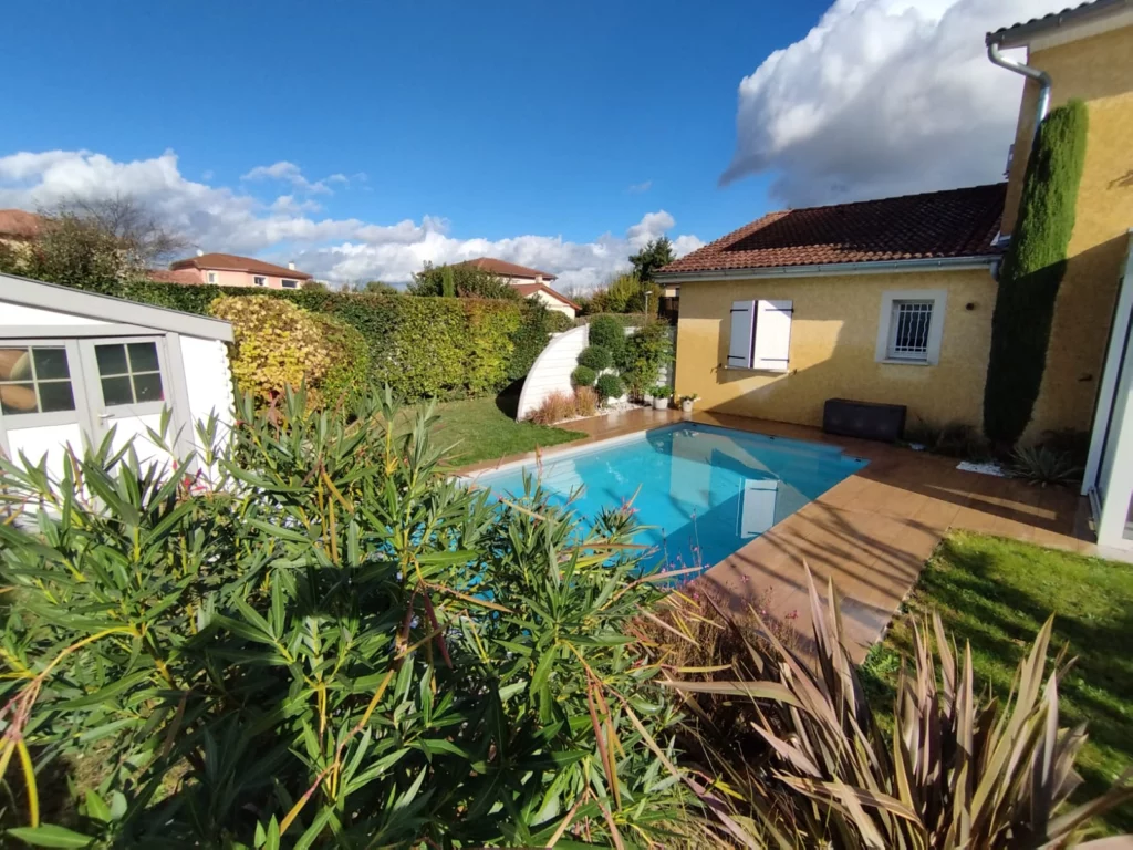 Chantier - Saint Romain de Jalionas - piscine 7-50 x 3-50m Fond plat 1-50m banquette - renovation terrasse maison-9